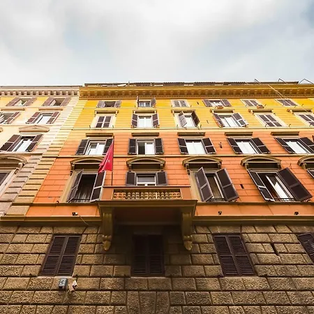 Repubblica Exclusive Apartment