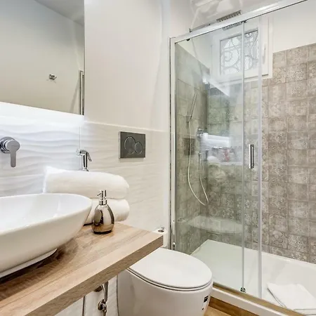 Repubblica Exclusive Apartman *